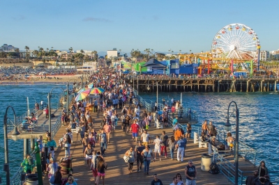 Santa Monica Pier Los Angeles (Public Domain | Pixabay)  Public Domain 
Infos zur Lizenz unter 'Bildquellennachweis'